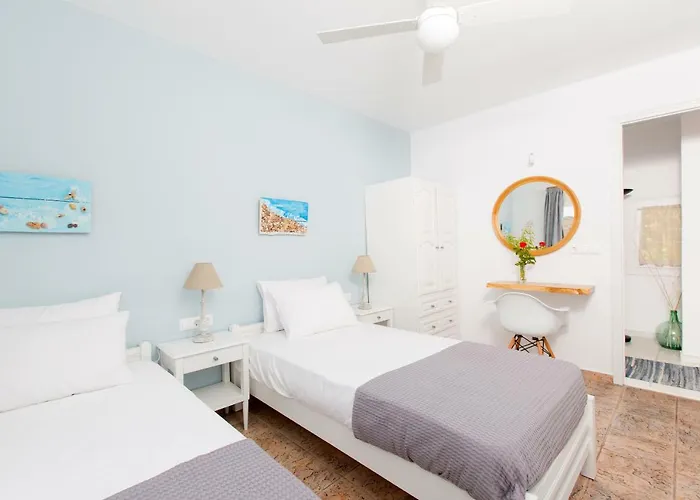 Lena * Stelida (Naxos)